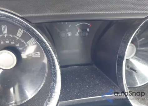 2010 Ford Mustang V6/V6 Premium из США, поврежденный, VIN 1ZVBP8EN1A5113481